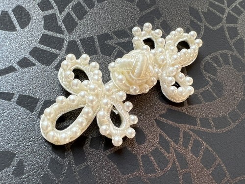 Pairs small beaded - pairs,